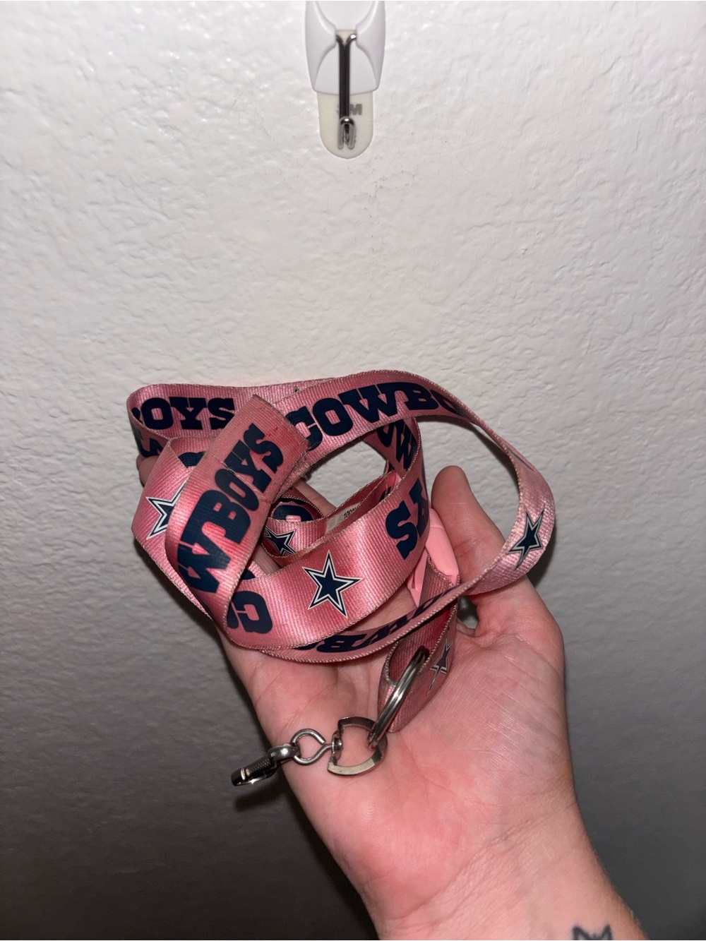 Dallas Cowboys Pink Lanyard - Team Logo Accessory